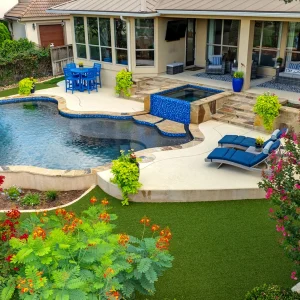 landscaped-backyard-with-freeform-pool-southwestern-style